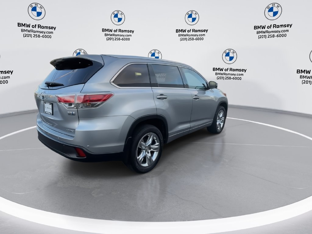 Used 2014 Toyota Highlander Limited Platinum AWD/4WD image 8
