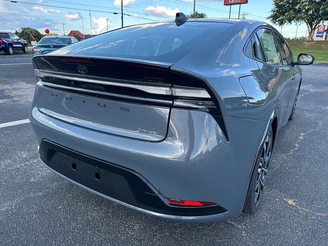 New 2025 Toyota Prius XSE image 3