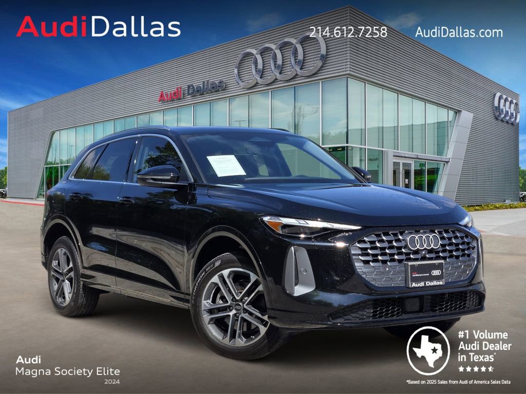 Certified 2025 Audi Q5 Premium image 1