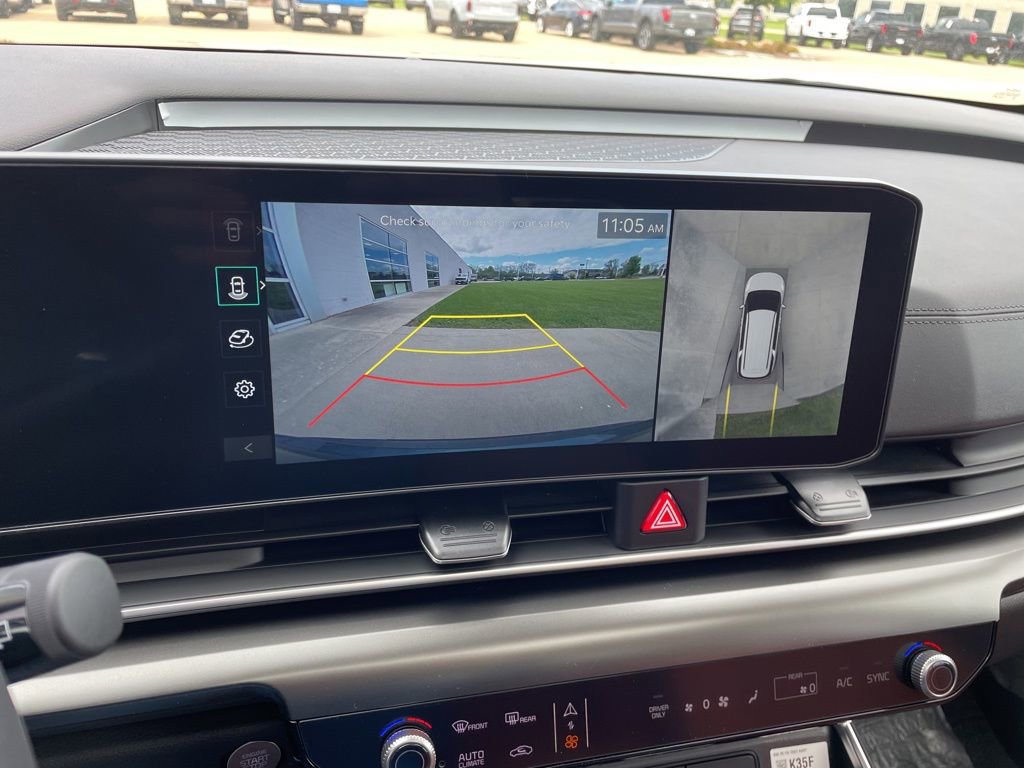 New 2026 Kia Carnival SX FWD image 22