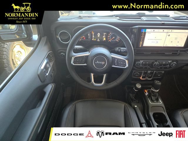 New 2026 Jeep Wrangler Unlimited Sahara AWD/4WD image 6
