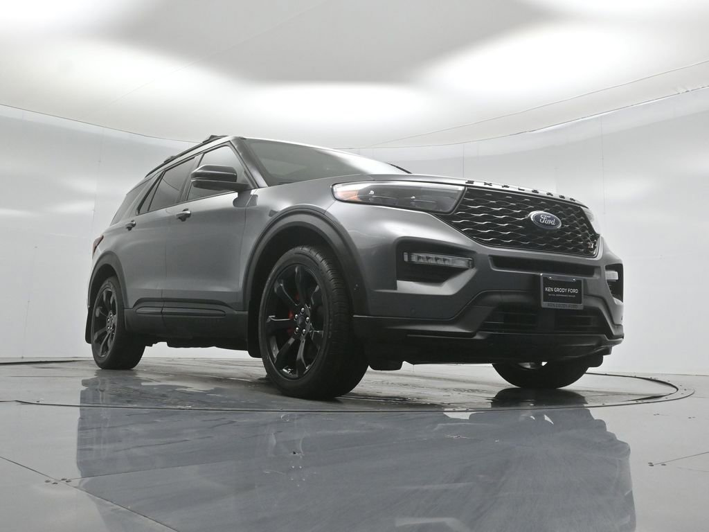 Certified 2021 Ford Explorer ST w/ Equipment Group 401A AWD/4WD image 46