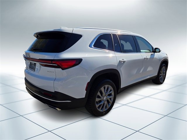 Used 2025 Buick Enclave Preferred image 4