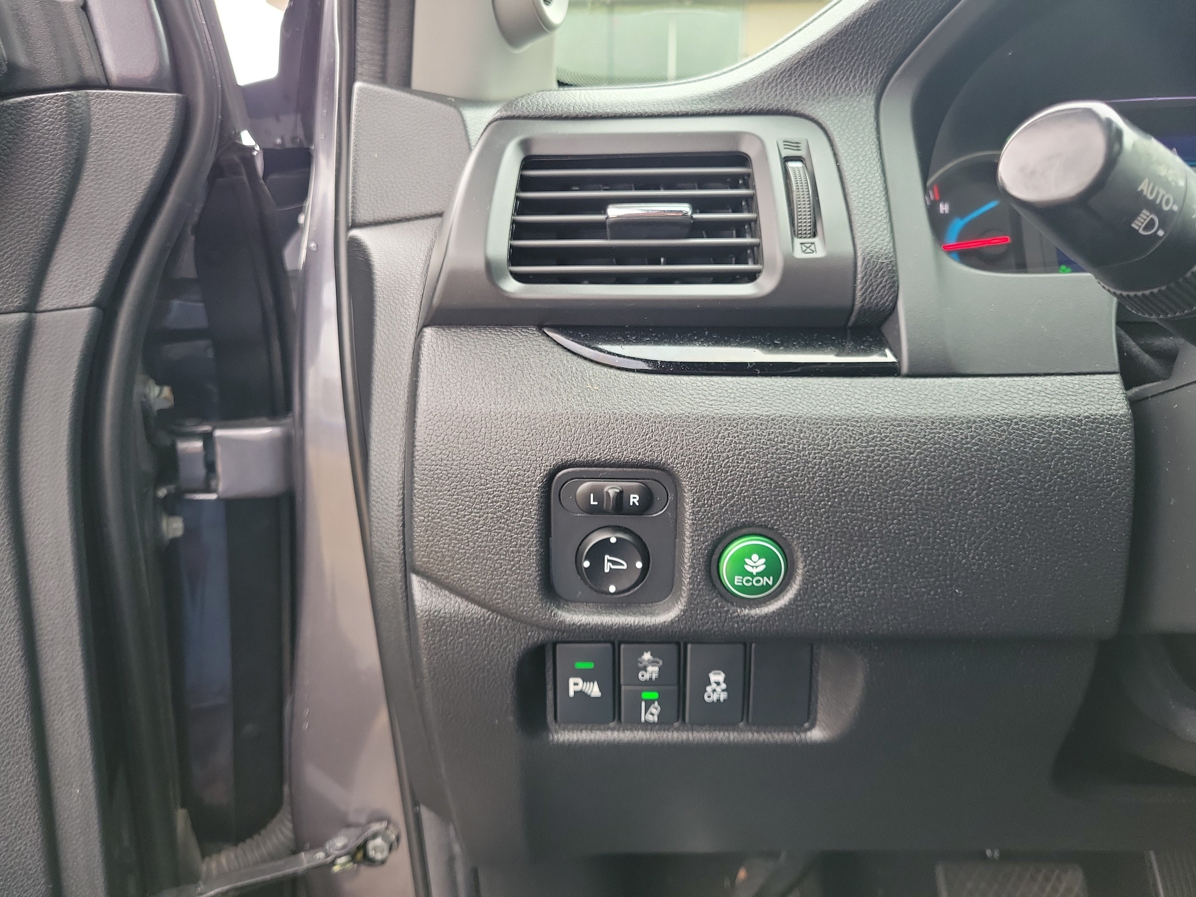 Used 2019 Honda Pilot Touring image 19