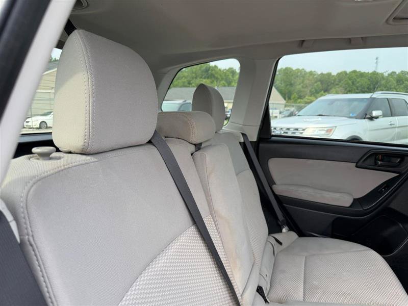 Used 2015 Subaru Forester 2.5i Premium w/ All-Weather Package AWD/4WD image 20