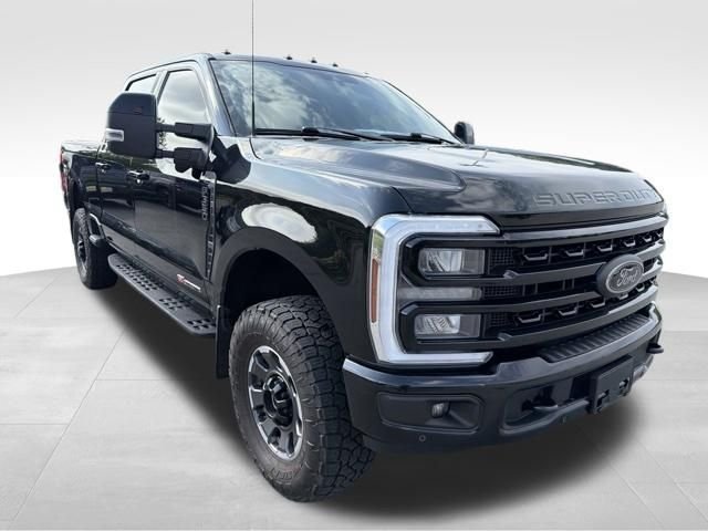 Used 2024 Ford F350 Lariat w/ Lariat Ultimate Package AWD/4WD image 2
