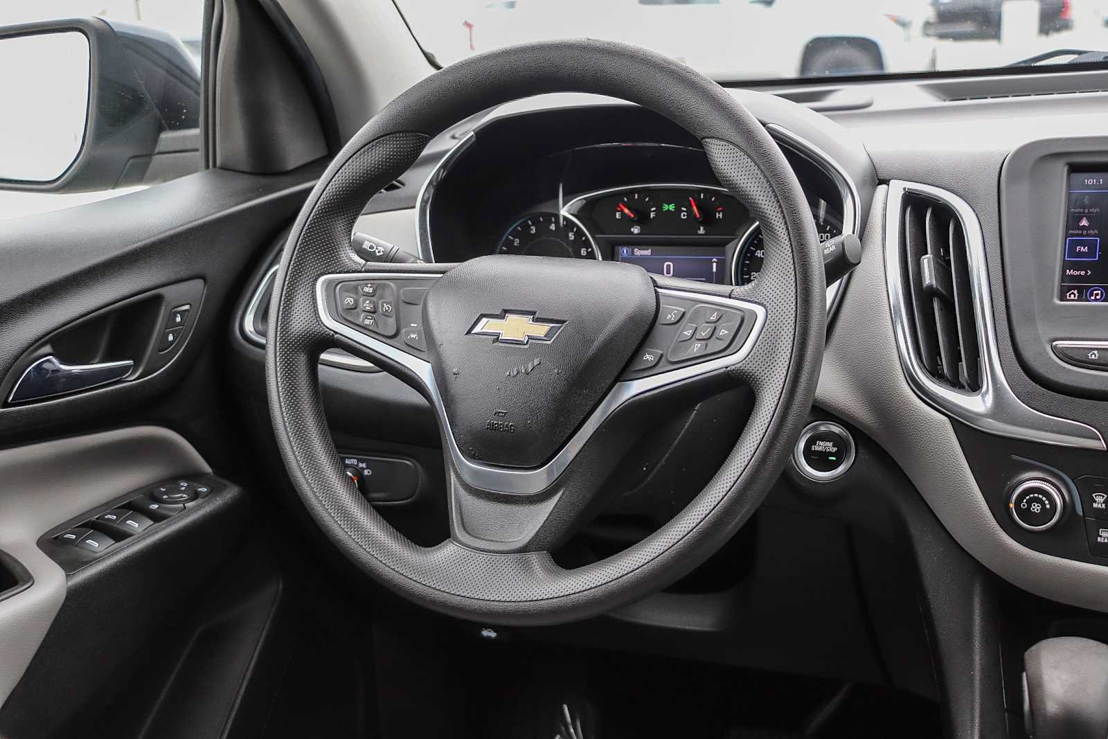 Used 2022 Chevrolet Equinox LT AWD/4WD image 13