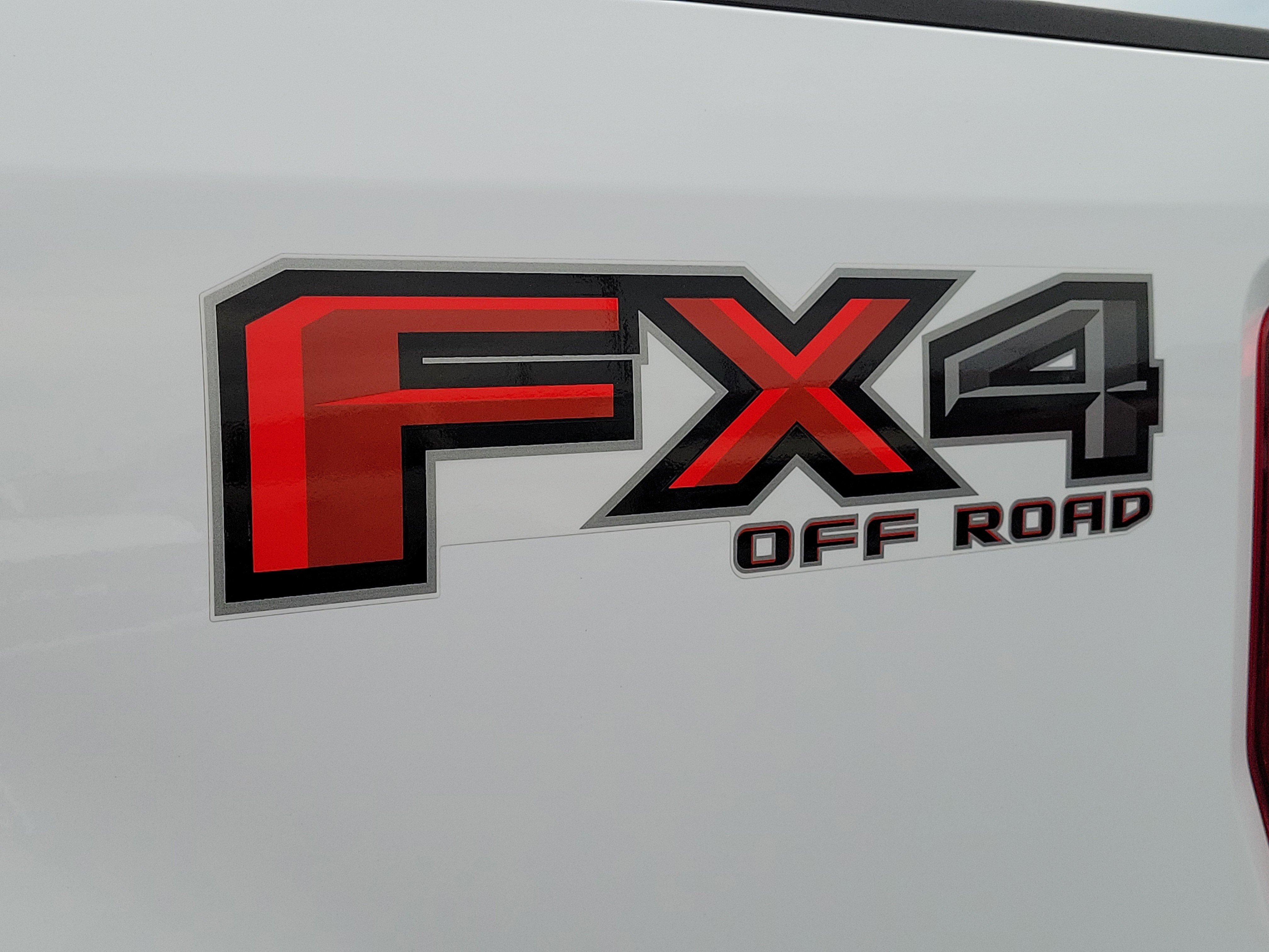 Used 2019 Ford F250 XLT w/ XLT Premium Package image 11