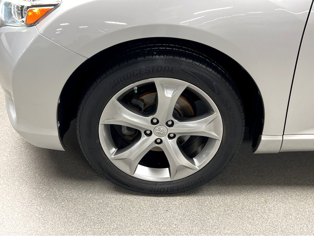 Used 2013 Toyota Venza Limited AWD/4WD image 37