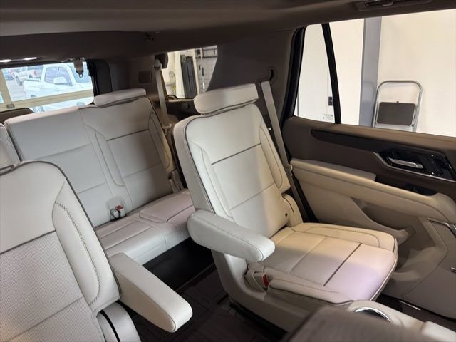 Used 2026 GMC Yukon Denali w/ Sun & Power Step Package image 50