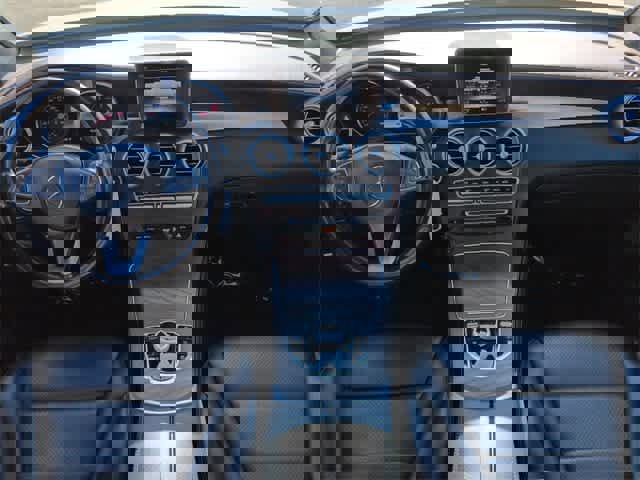 Used 2018 Mercedes-Benz GLC 300 4MATIC image 15