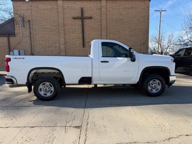 Used 2025 Chevrolet Silverado 2500 W/T w/ WT Convenience Package image 16