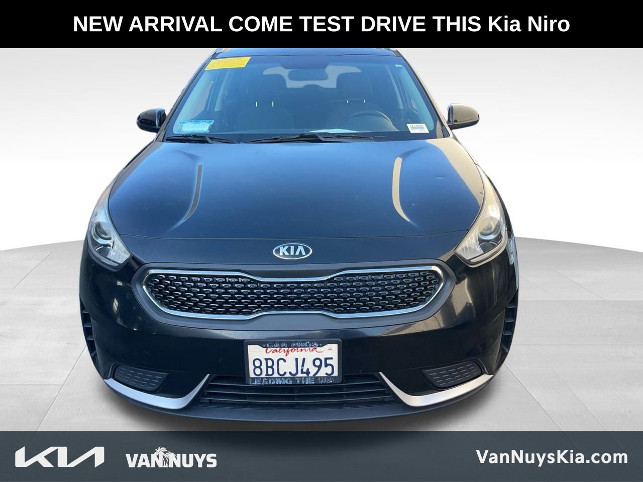 Used 2018 Kia Niro LX image 1