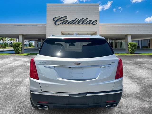 Certified 2025 Cadillac XT5 Luxury FWD image 4