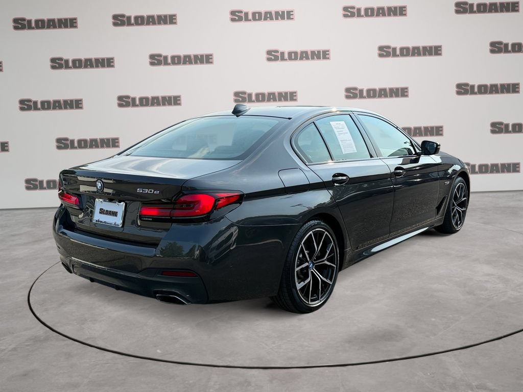 Used 2023 BMW 530e xDrive w/ Premium Package AWD/4WD image 5