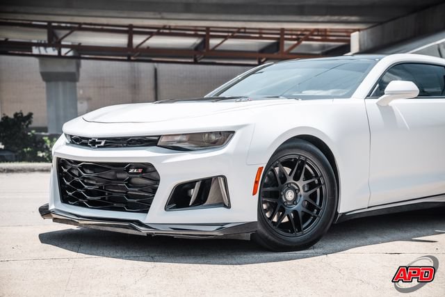 Used 2018 Chevrolet Camaro ZL1 RWD image 45