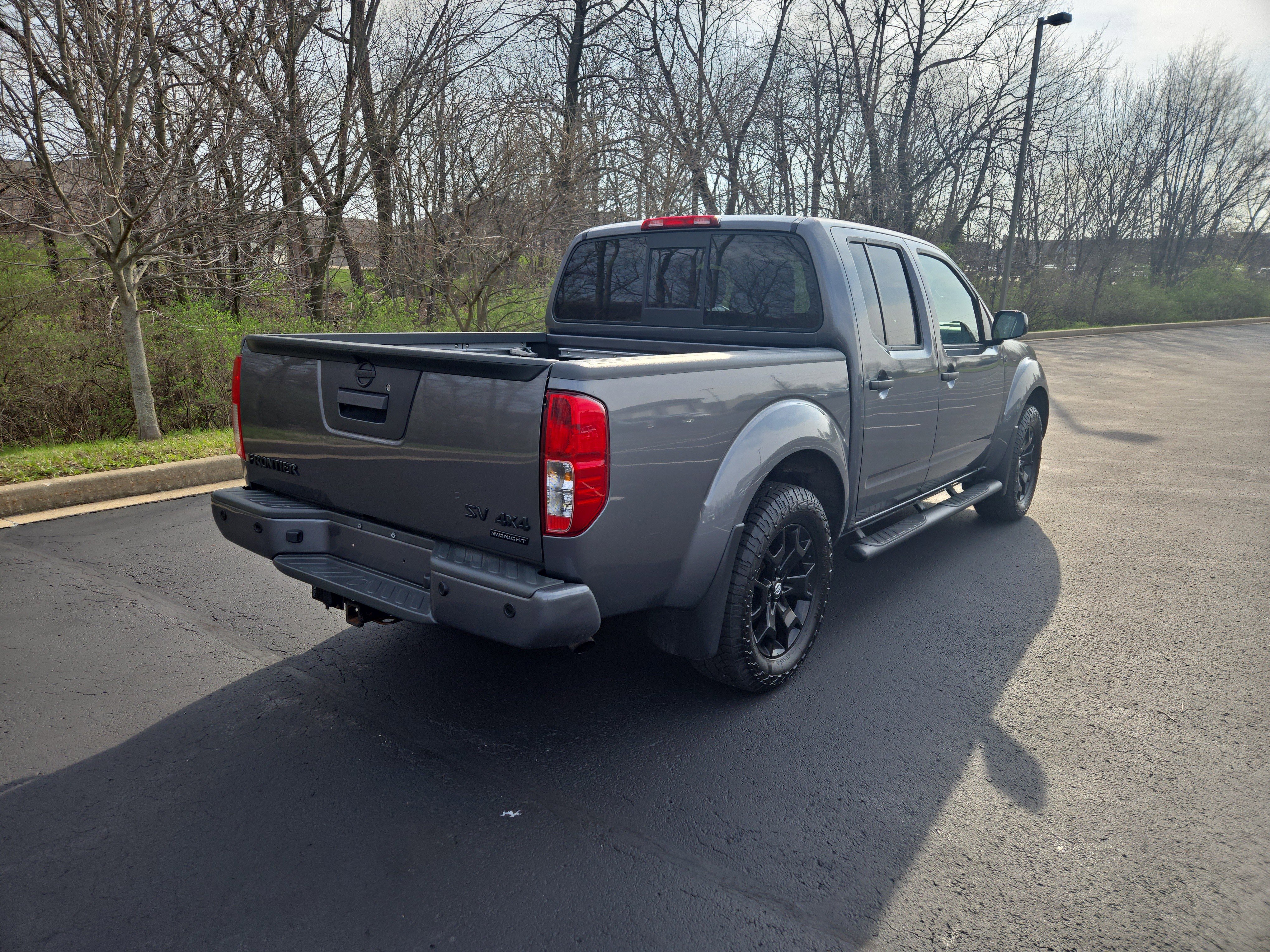Used 2020 Nissan Frontier SV w/ Midnight Edition Floor Mats image 3