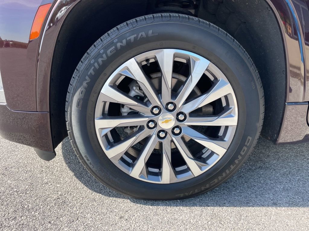 Used 2023 Chevrolet Traverse Premier AWD/4WD image 59