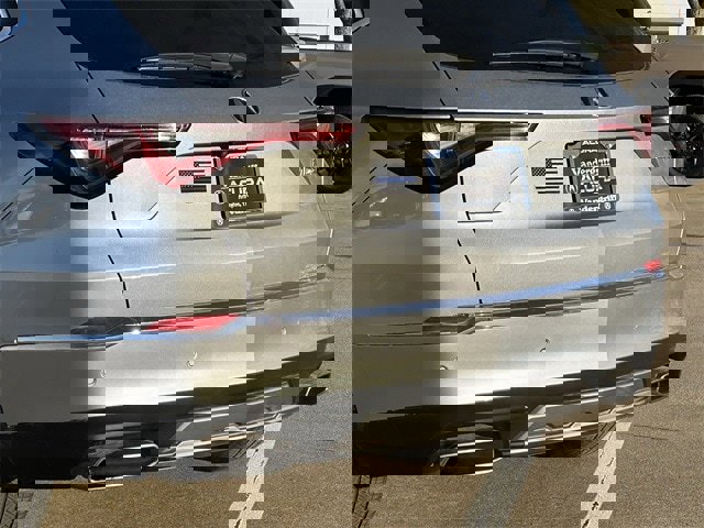 Certified 2025 Acura MDX FWD w/ Technology Package image 8