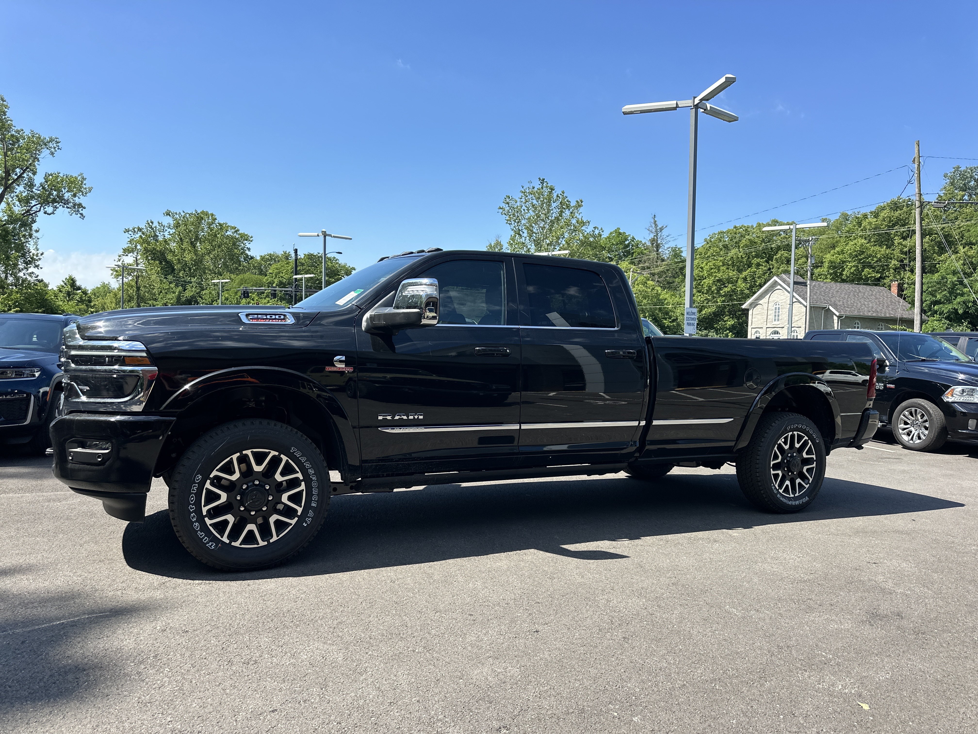 New 2026 RAM 2500 Limited AWD/4WD image 25