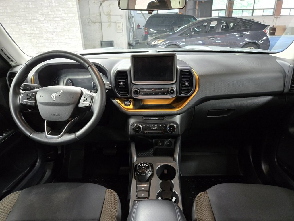 Used 2023 Ford Bronco Sport Badlands image 38