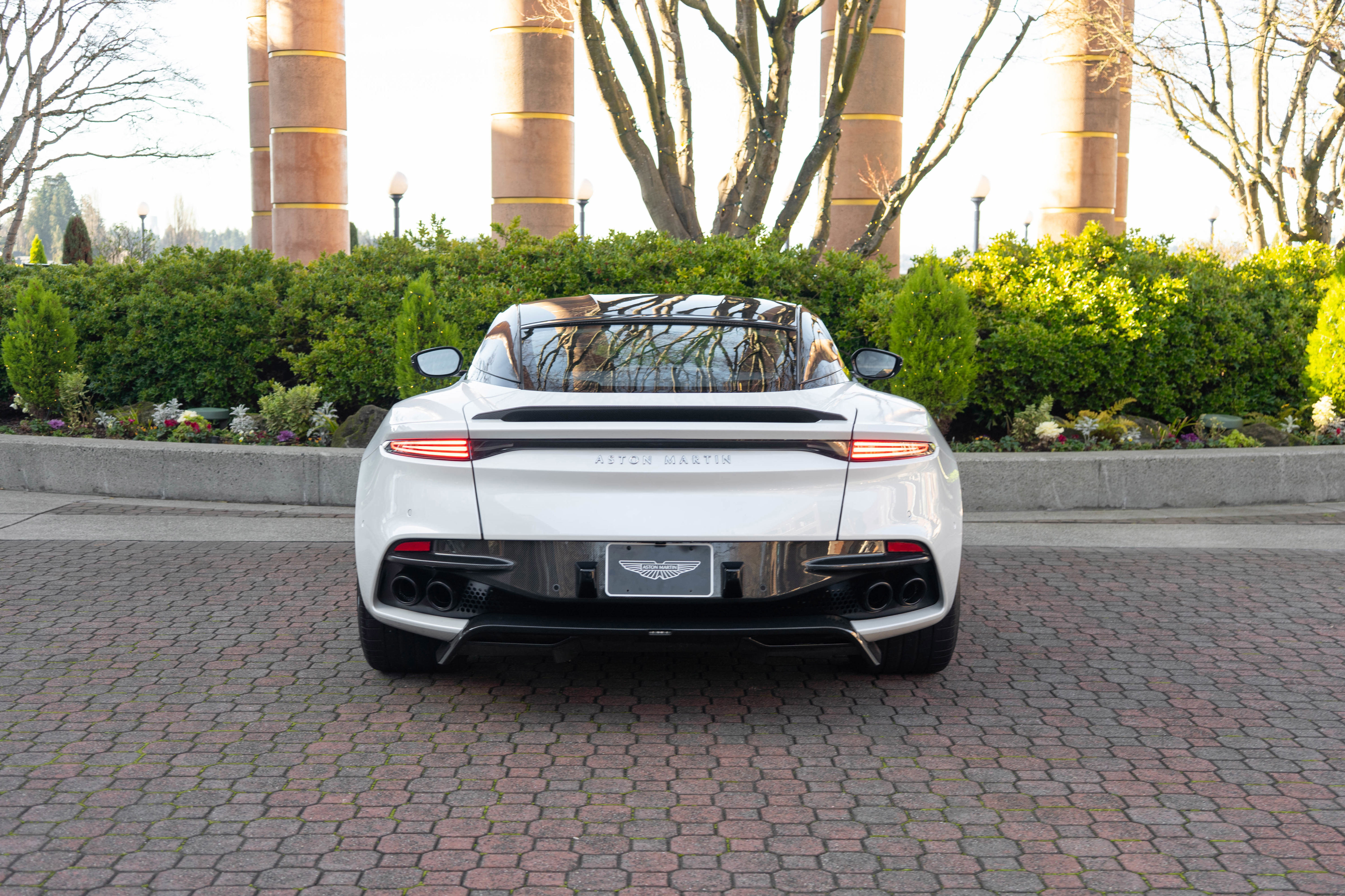 Used 2019 Aston Martin DBS Superleggera image 44