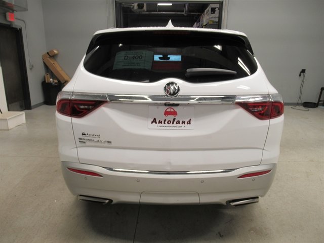 Used 2024 Buick Enclave Premium image 5