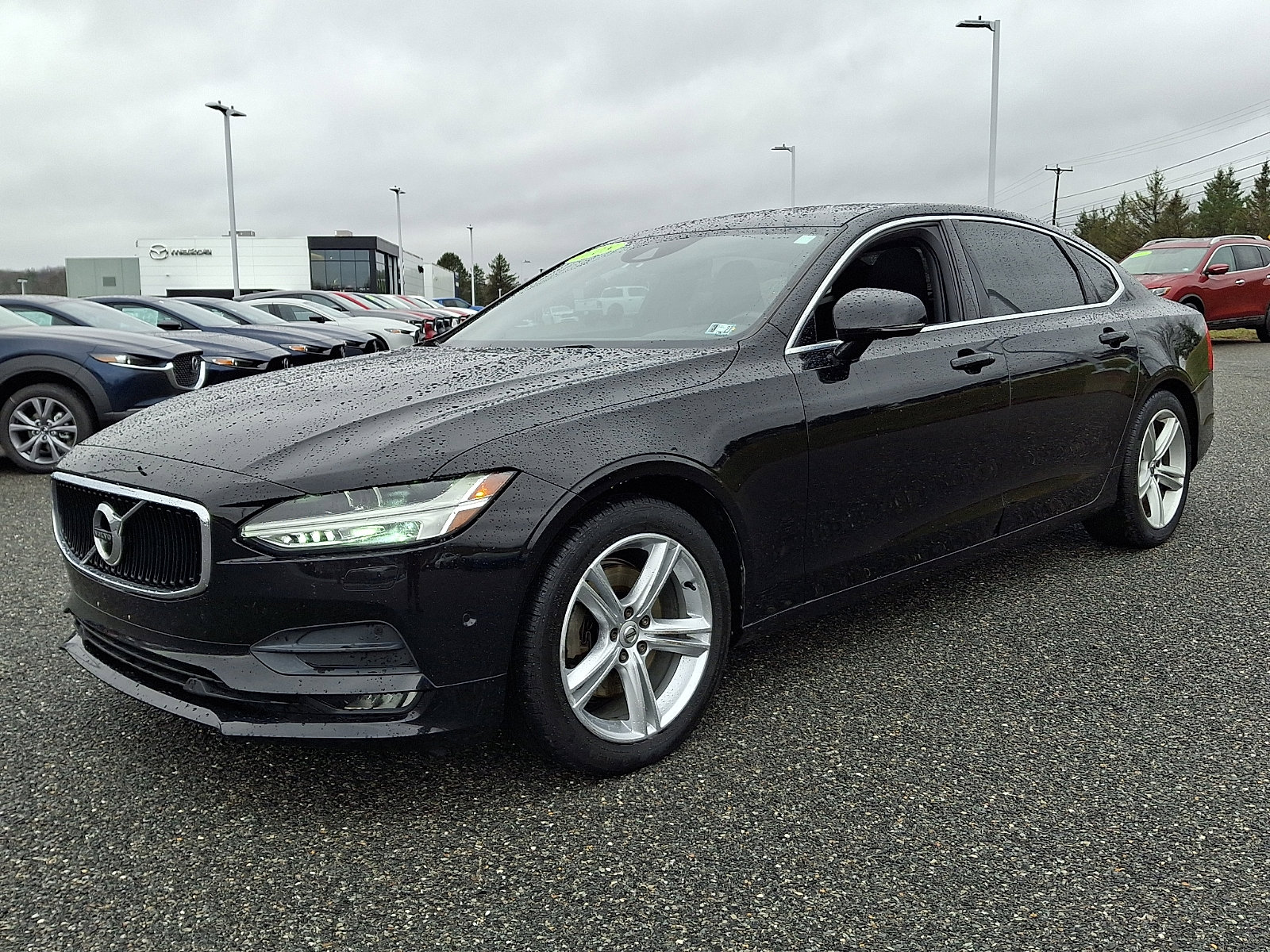 Used 2018 Volvo S90 T5 Momentum w/ Convenience Package image 3