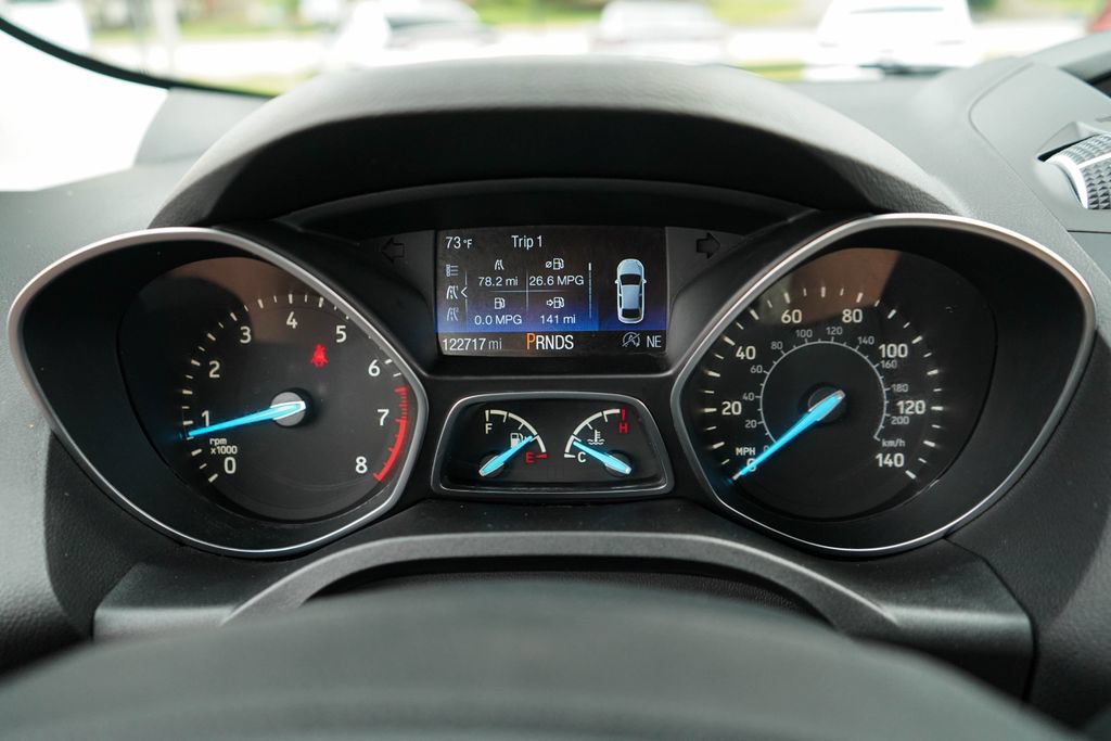 Used 2017 Ford Escape SE FWD image 24