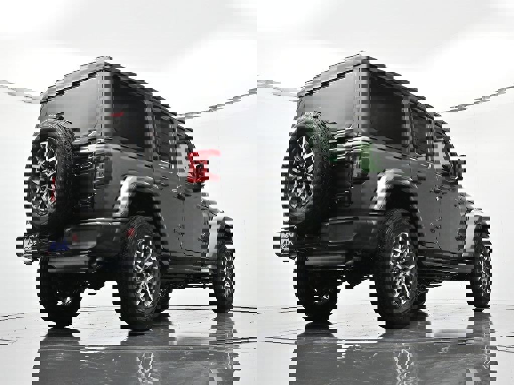 New 2025 Jeep Wrangler Unlimited Sahara w/ Technology Group image 44