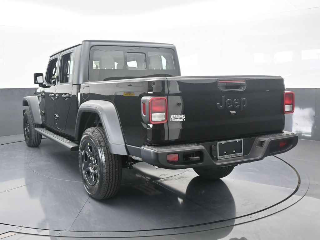New 2026 Jeep Gladiator Sport AWD/4WD image 4