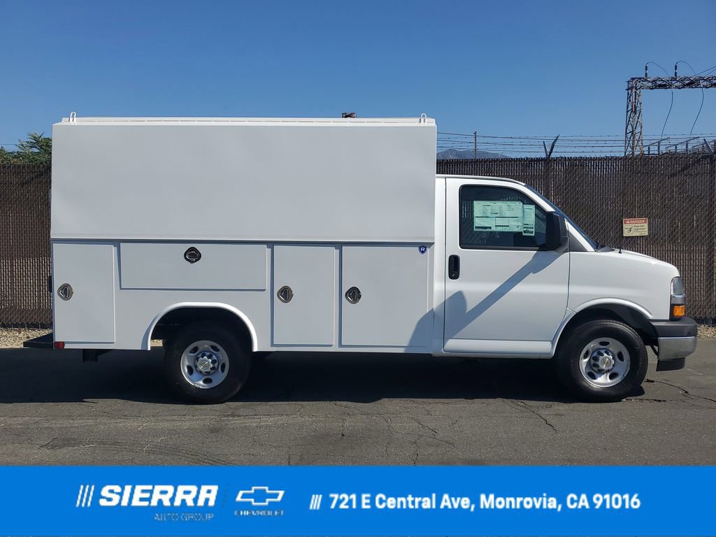 New 2024 Chevrolet Express 3500 w/ Power Convenience Package