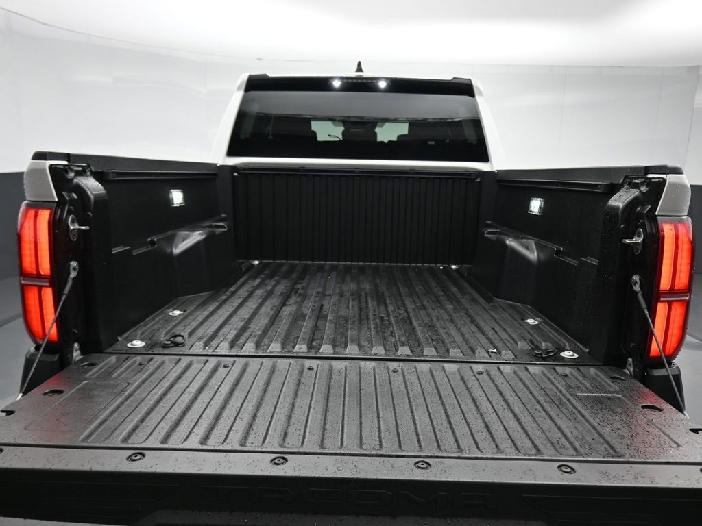 Used 2025 Toyota Tacoma SR image 47