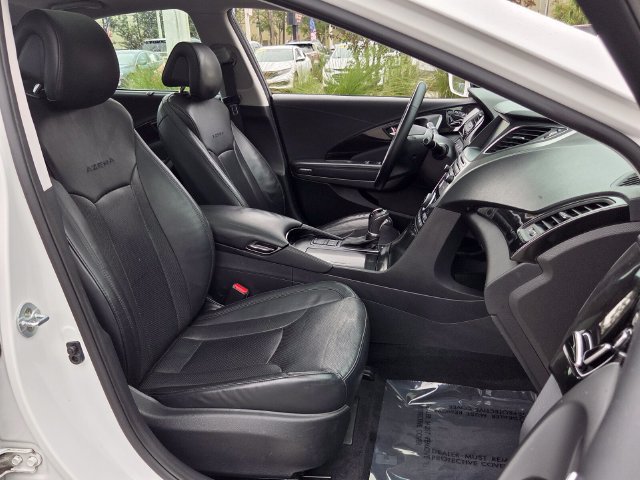 Used 2017 Hyundai Azera Limited FWD image 17