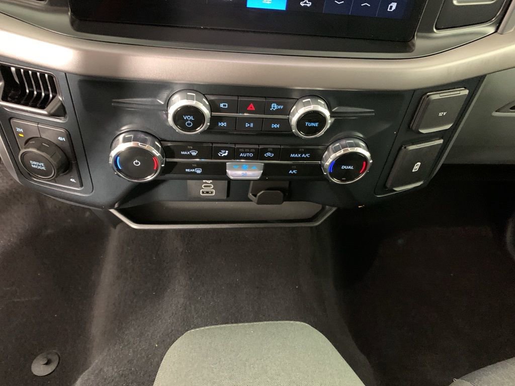 Used 2025 Ford F150 XLT w/ Equipment Group 301A Standard image 24
