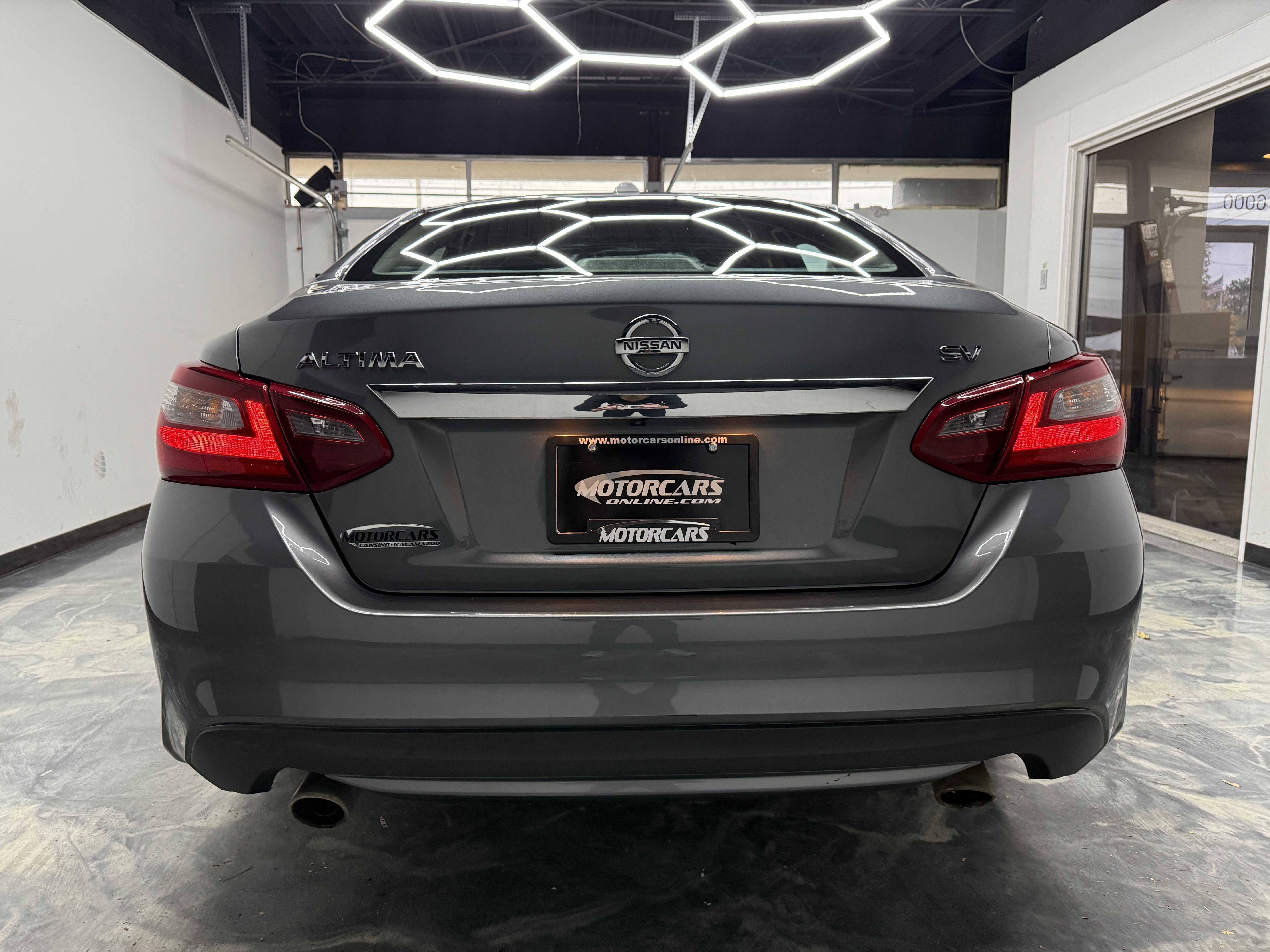 Used 2018 Nissan Altima 2.5 SV image 4