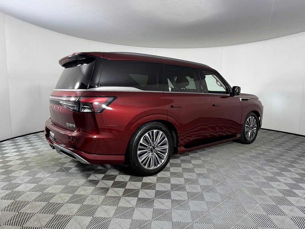 Used 2025 INFINITI QX80 Sensory image 7
