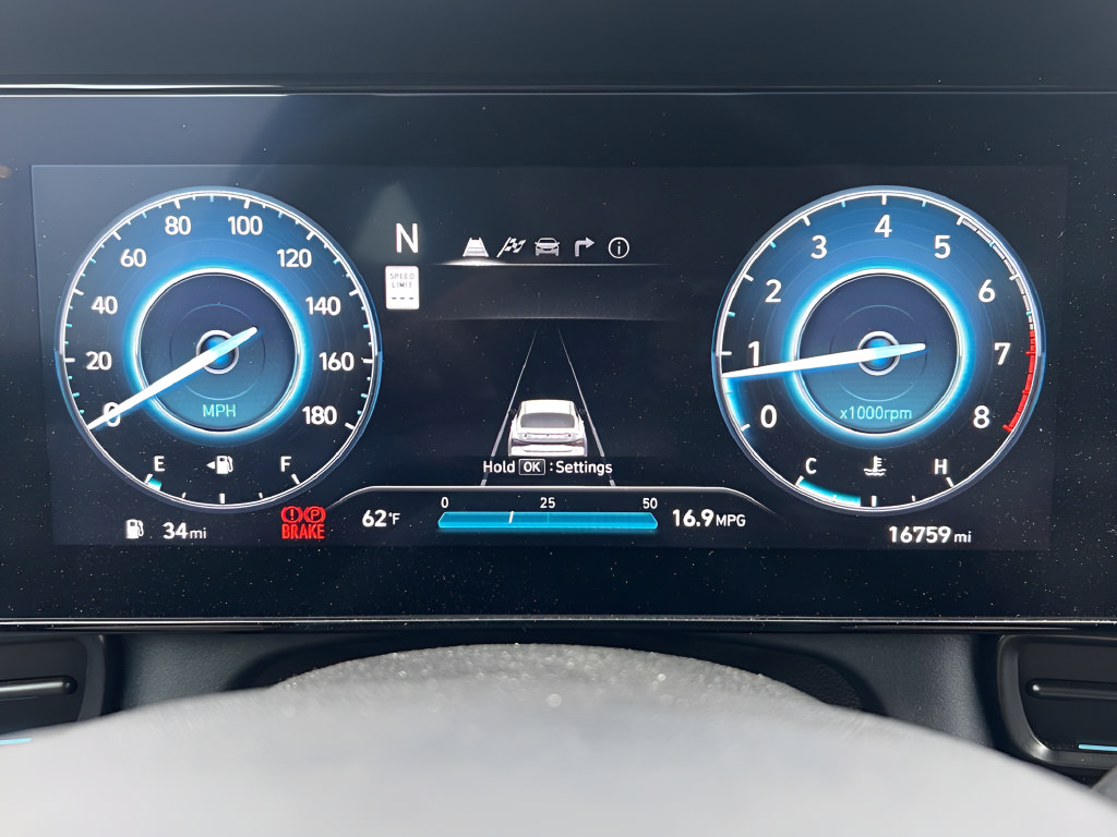Certified 2025 Hyundai Elantra N FWD image 25