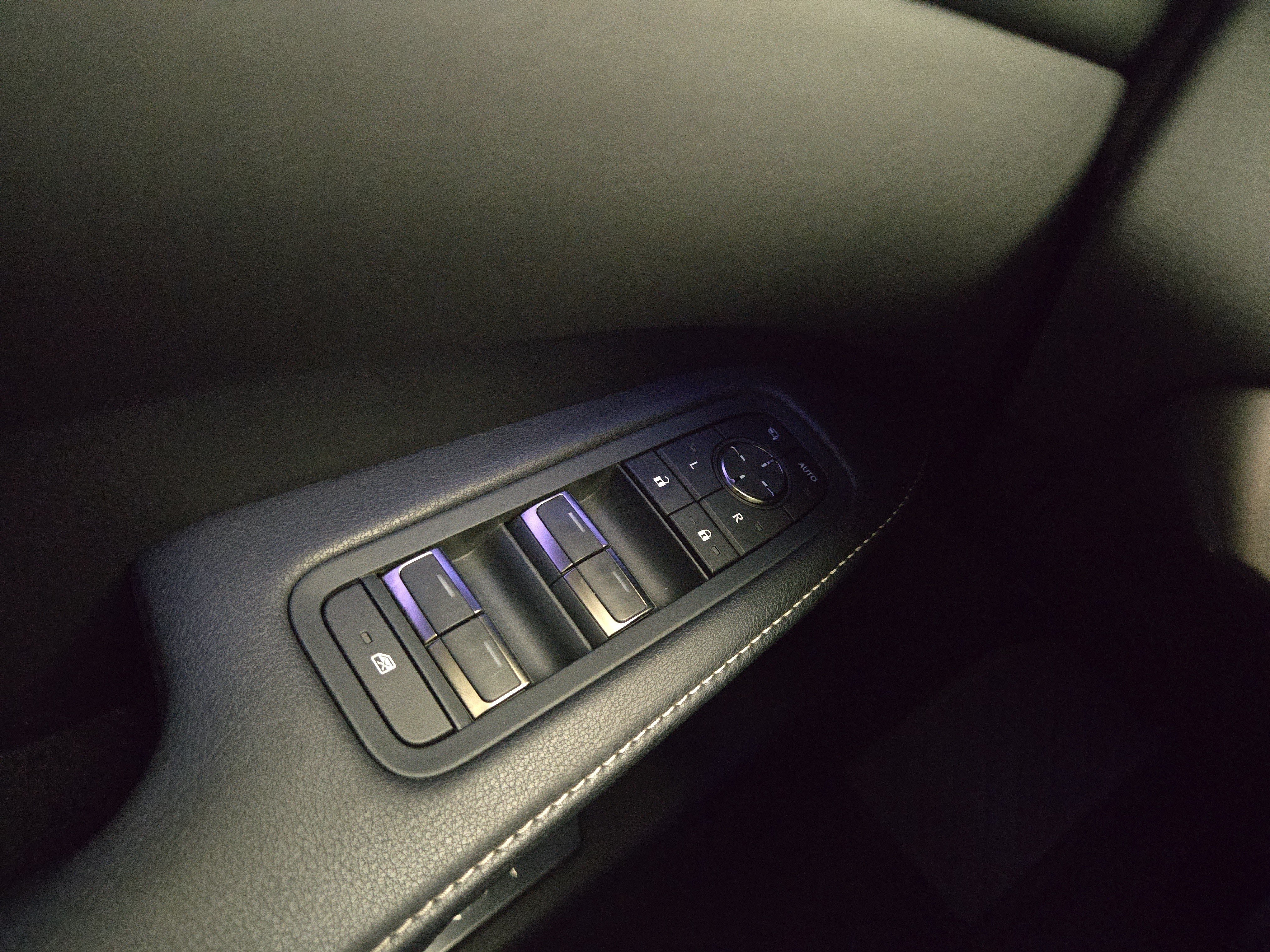 Used 2023 Lexus RX 350 Premium Plus w/ Accessory Package (Z1) AWD/4WD image 31