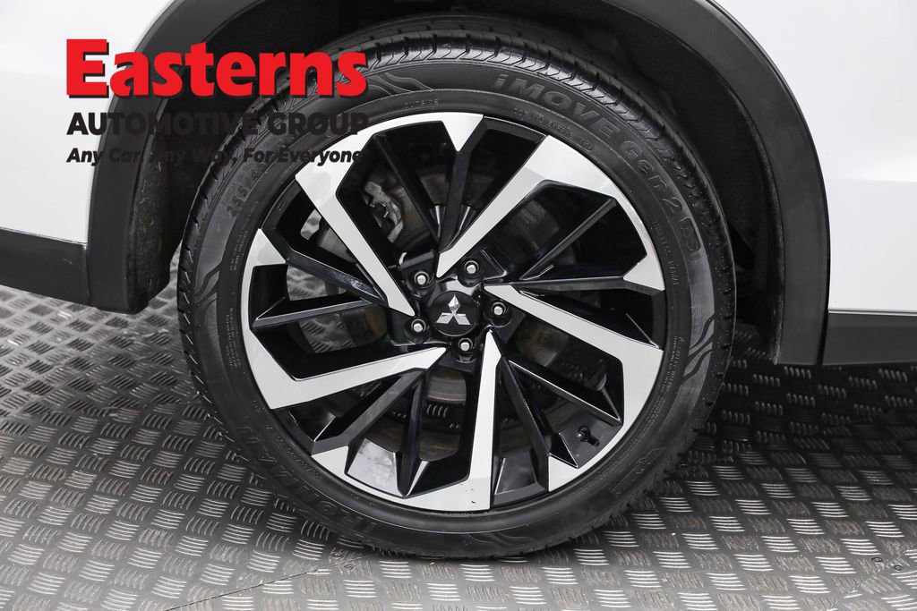 Used 2024 Mitsubishi Outlander SE image 31