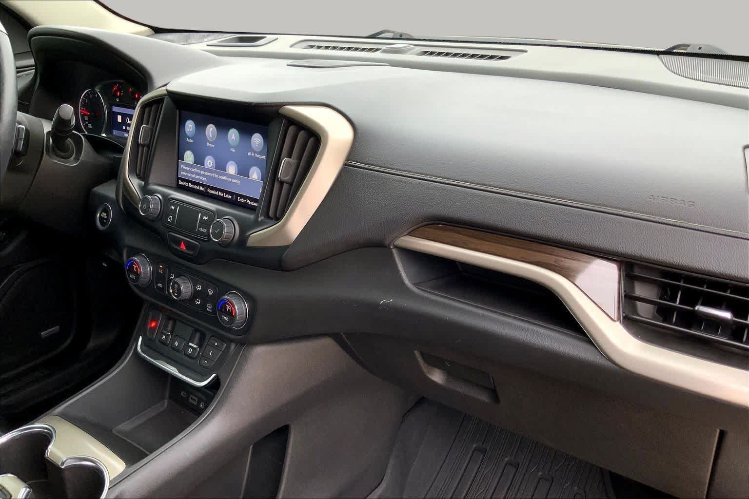 Used 2019 GMC Terrain Denali w/ Advanced Safety Package AWD/4WD image 18