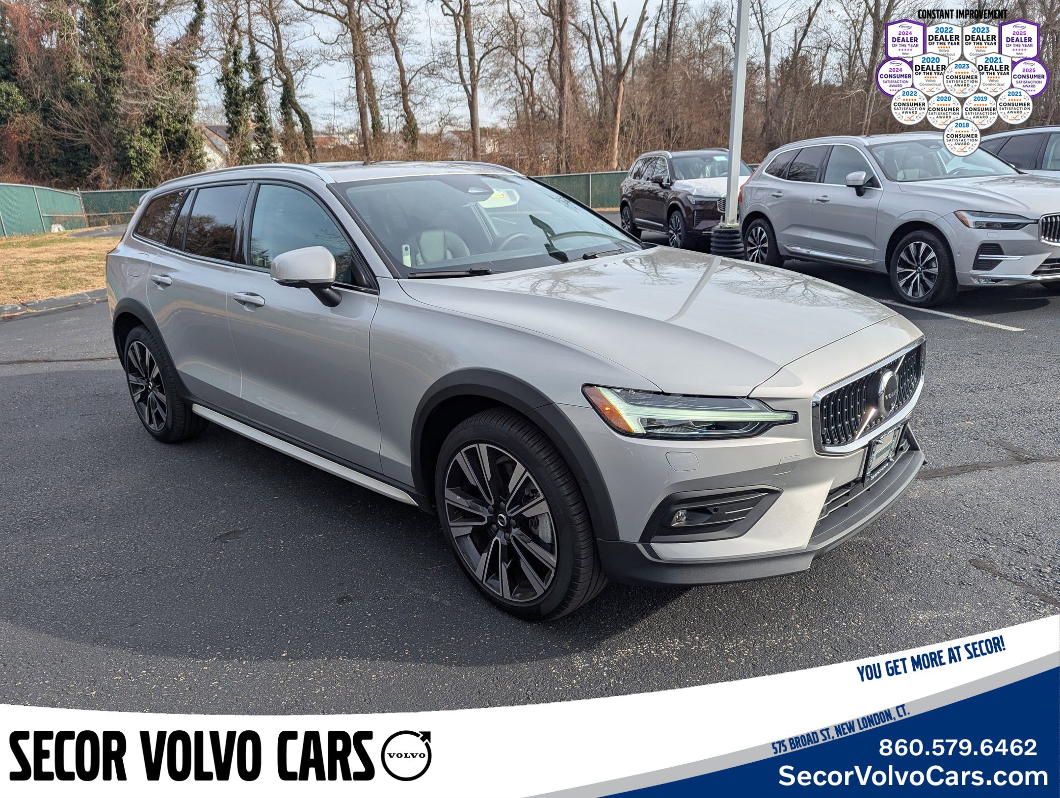 Certified 2024 Volvo V60 B5 Cross Country Ultimate image 2