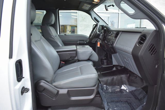 Used 2013 Ford F250 XL w/ PWR Equipment Group image 32