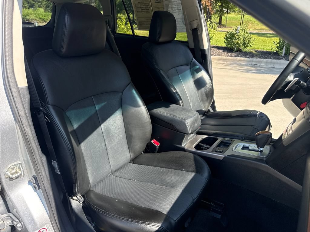 Used 2013 Subaru Outback 2.5i Limited w/ Popular Pkg 1A AWD/4WD image 34
