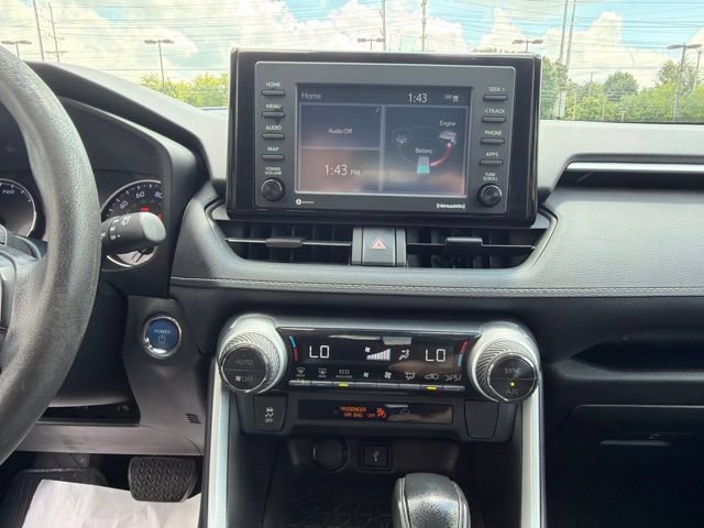 Used 2022 Toyota RAV4 XLE AWD/4WD image 17