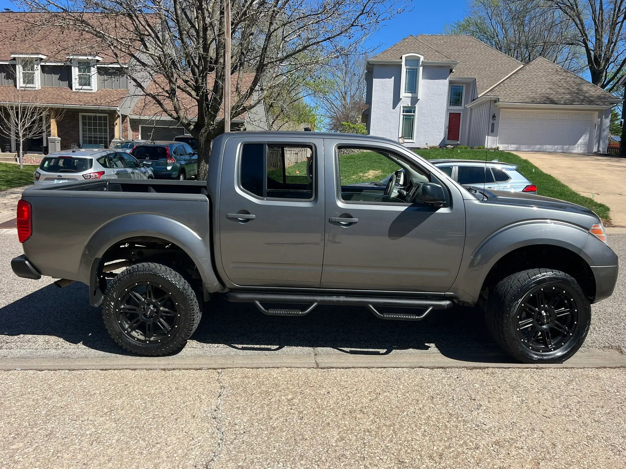 Used 2019 Nissan Frontier SV RWD image 5