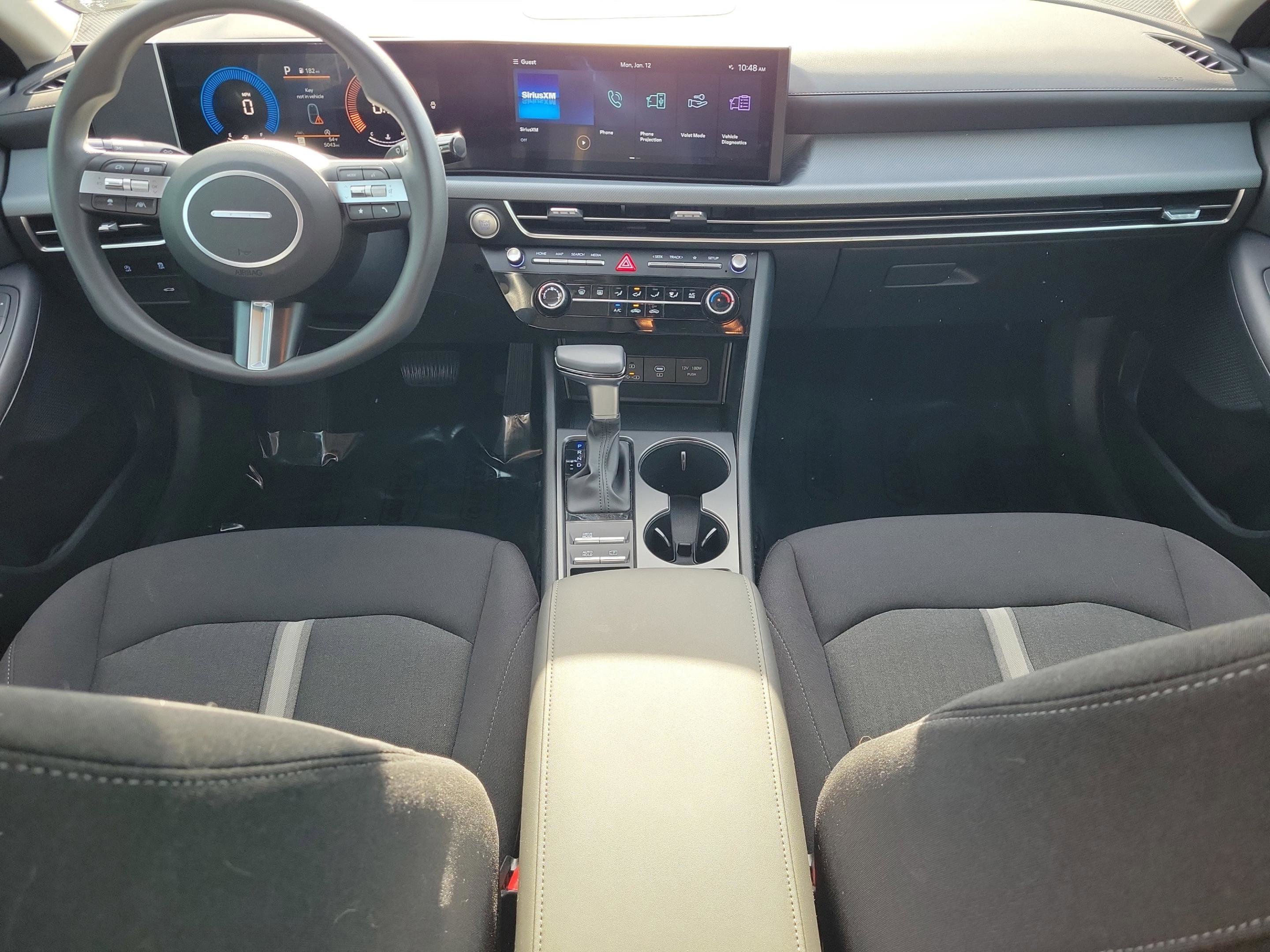 Used 2025 Hyundai Sonata SE image 12