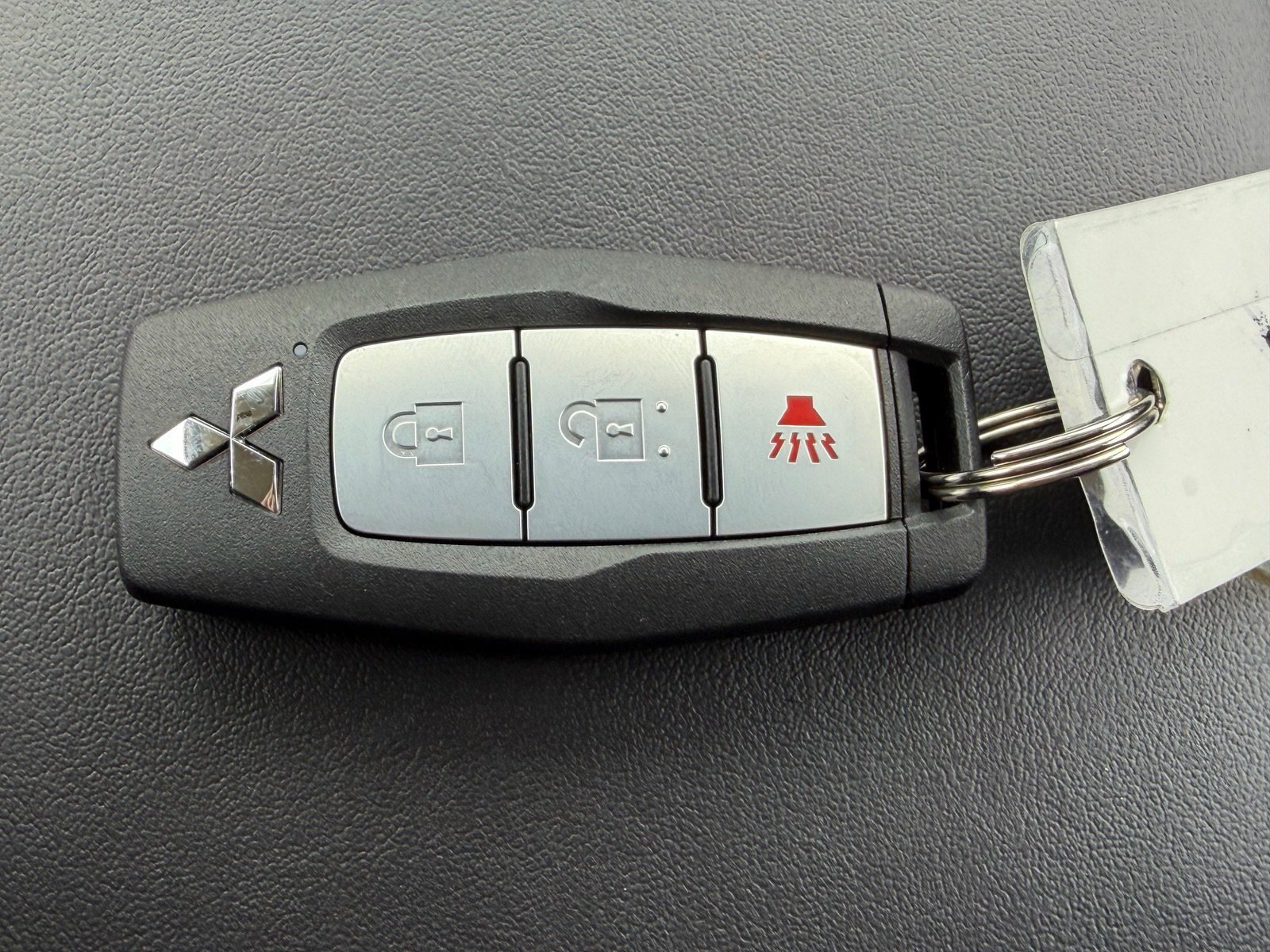 Used 2025 Mitsubishi Outlander ES AWD/4WD image 19