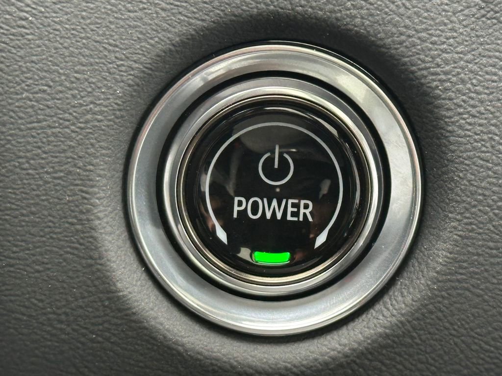 New 2025 Cadillac Lyriq Sport image 36