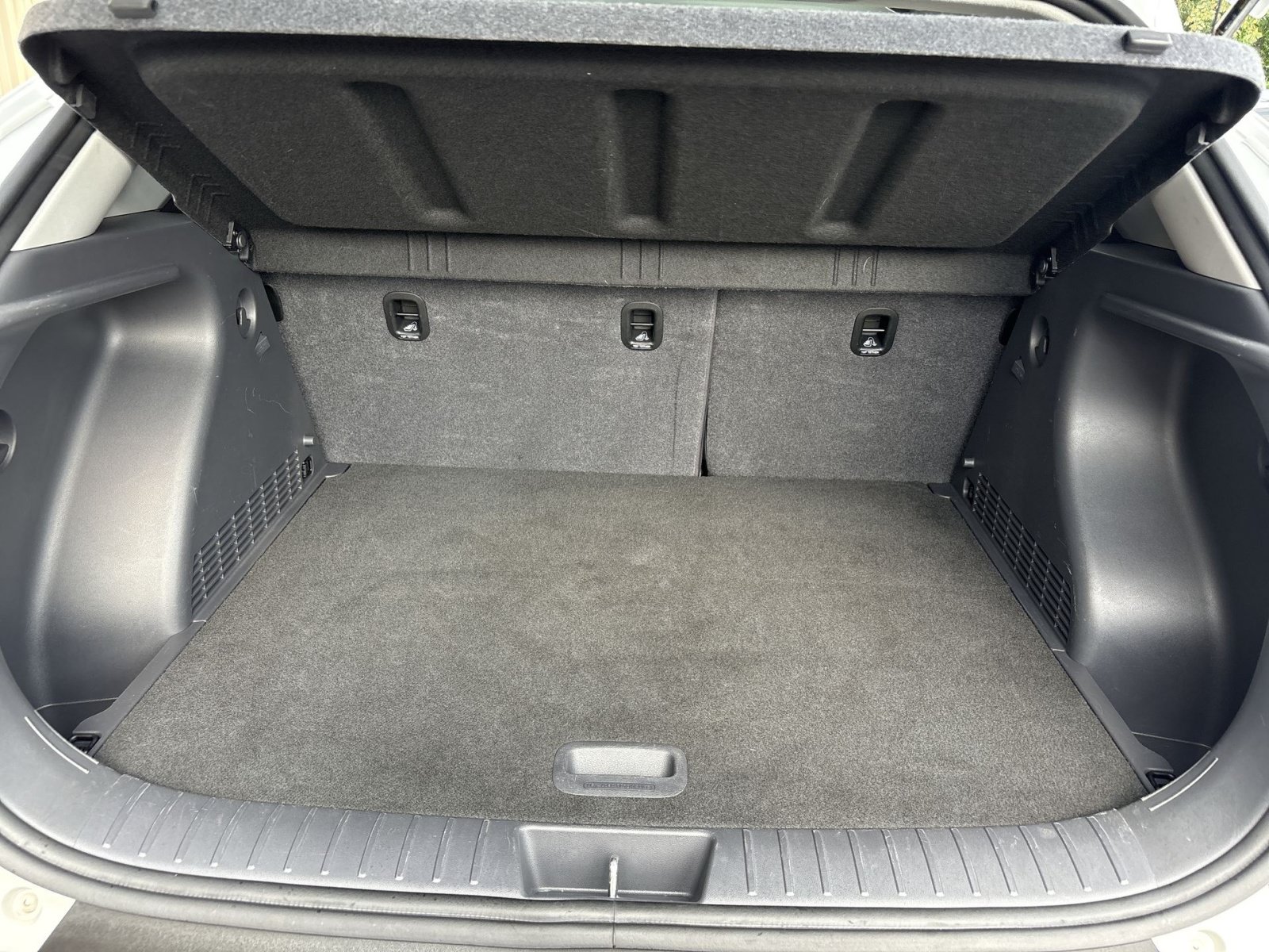 Certified 2025 Hyundai Kona SEL AWD/4WD image 24